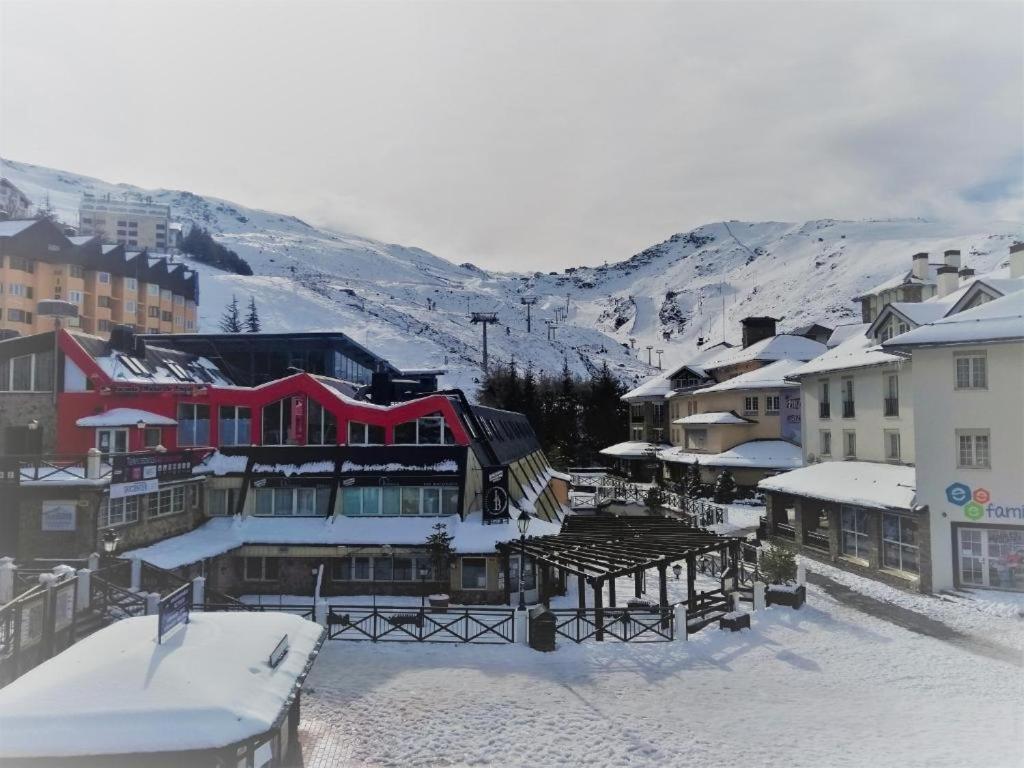 Ski Plaza Sierra Nevada & Zona Baja Exterior photo